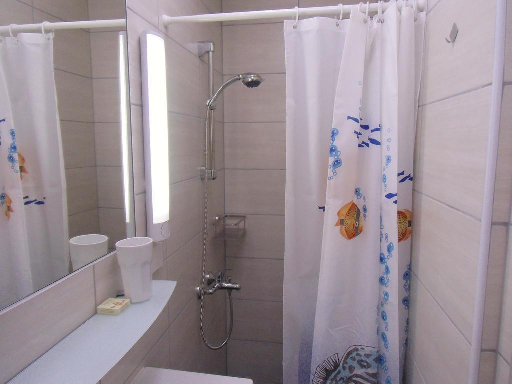 Apartment Kolman Крес Екстериор снимка